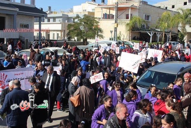 فيديو: رئيس البلدية في المسيرة التضامنية مع الاستاذ طارق ورسالة الى الشرطة  تحصيلكم وانجازاتكم في السنوات الاخيرة صفر   